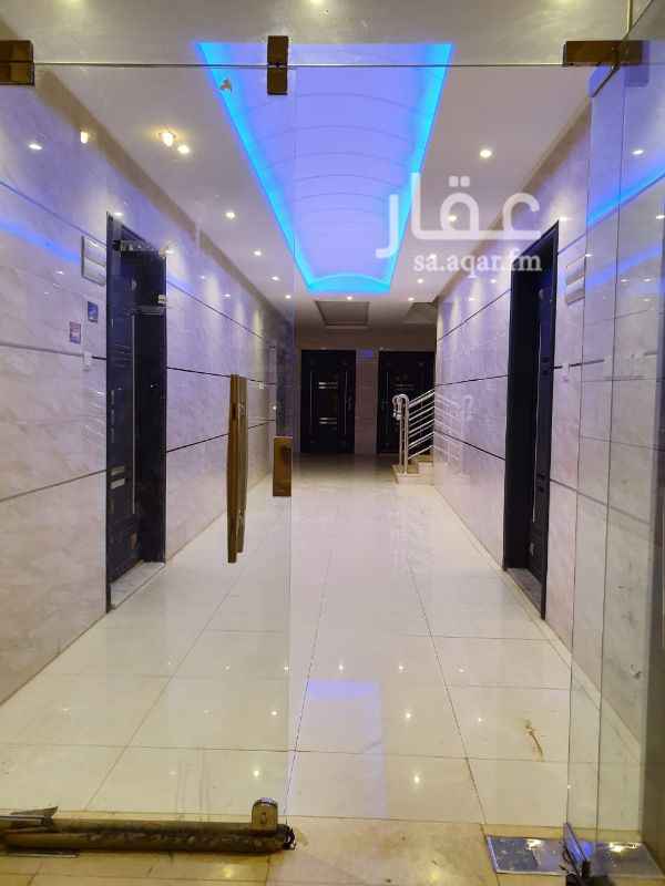 1467951 بسم الله وعلى بركة الله
شقة دورين للبيع جديدة
في موقع متميز
والعمارة لها اطلالة متميزة
المساحة 197 م
مجلس مساحته كبيرة
مقلط
صاله
مطبخ جانبي للشقة مفتوح على الصاله
غرفة أو مجلس نساء
غرفة ماستر في الدور الثاني
وغرفة بدورة مياة
السعر النهائي 470.000 ريال