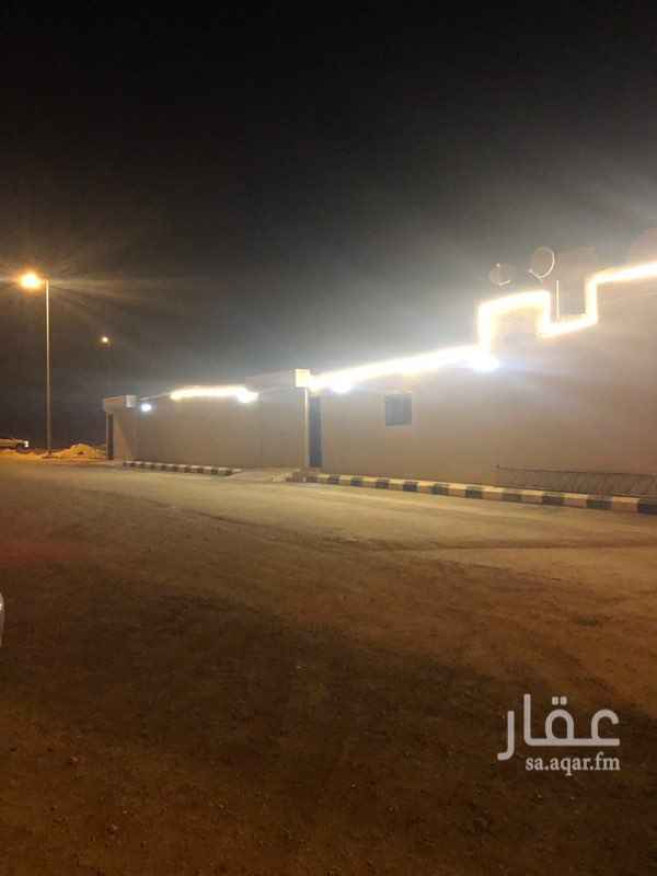 1713620 للبيع ٣ مجمعات استراحات في حي السحاب على شارع تجاري .
العمر تقريبا ٣ سنوات
مجمعين السقف شينكو
مجمع السقف مسلح
مساحة كل مجمع ٦٠٠ متر
كل مجمع يتكون من ٦ استراحات اربع منها بايكه
والمجموع الكلي ١٨ استراحه
جميعها مؤجره ودخلها ممتاز
بالاضافه الى محل في زاويه المجمع وغرفه ودورة مياه خارجيه غرفه للعمال
تتكون كل استراحه من غرفتين ومطبخ ودورة مياه وبايكه
على السوم
للتواصل واتس فقط
0556610191
السعي في ذمتكم