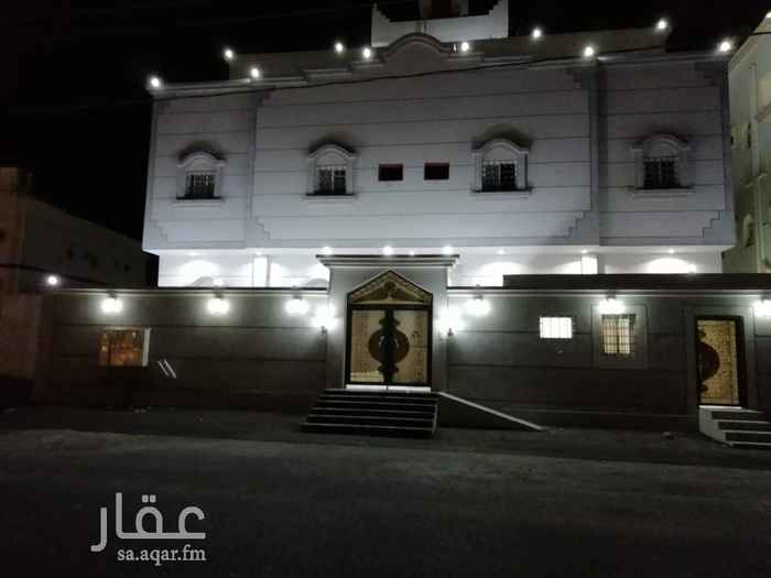 1674980 عماره جديده يوجد شقتين 4 غرف + صاله +مطبخ + حمامين
تشطيب دبلكس مع مدخلين
ويوجد شقتين تتكون من ٢ غرفة +صاله +مطبخ +حمامين +حوش
الموقع الخمره الفضيلة ع