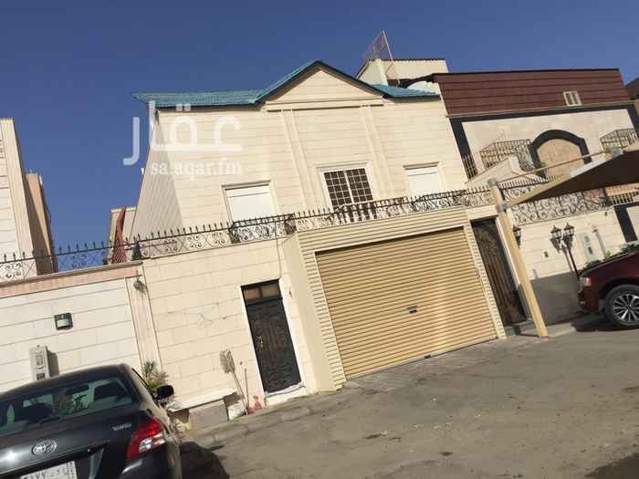 1700332 الموقع حي النعيم فيلا متصل فاخره جداً
بجوار فندق الدار البيضاء الجديد
مساحة الارض ٣٠٠ م٢ مساحة المباني ٥٢٥ م٢ والعمر ٤ سنوات
الدور الارضي صالون وسفرة ومجلس ومطبخ وحمامين
والدور الاول غرفتين نوم رئيسية كل وحده بحمام
وغرفتين نوم بحمام مشترك وصالة
والملحق غرفة شغالة بحمام ومطبخ وغرفة غسيل وعرفة نوم ضيوف بحمام
وفرشتها بالكامل وغيرت فيها كثير بحوالي ثمانمائة الف ريال
الفيلا مركب عليها عوازل صوت
مدخل قراج سياره
المسبح تم ردمه وعمل ارضية الحوش تكلفتها ٧٥ الف تقريبا
العرض من مباشر البائع