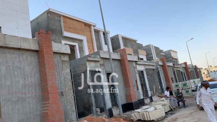 1634639 يوجد فيلا عدد 21 مابين دور وثلاث شقق ودوج داخلي وشقتين