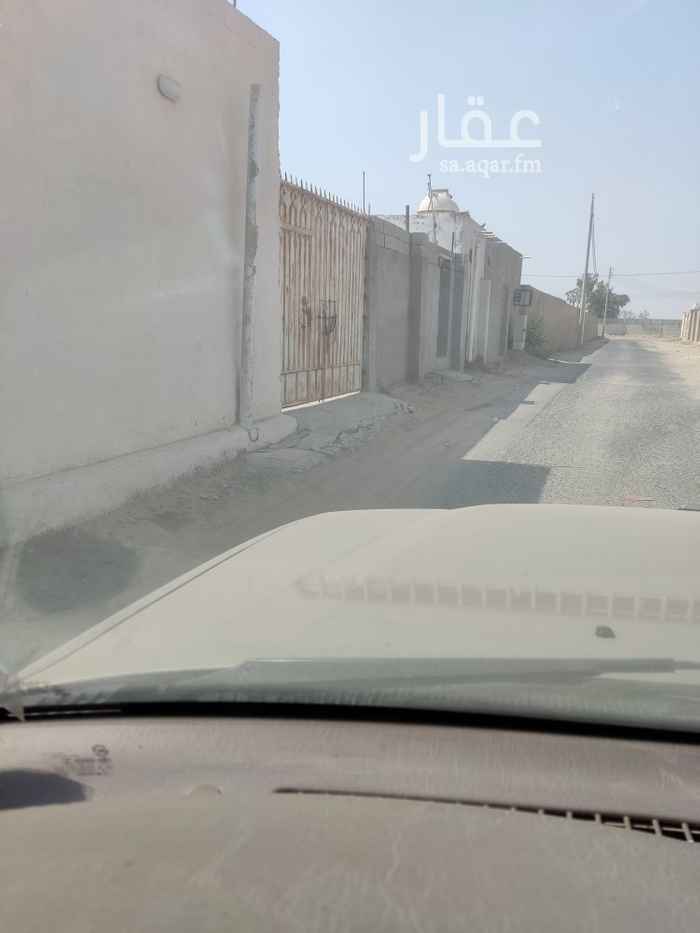 محل للايجار في حي مريخ في جده