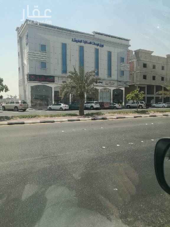 1712808 للإيجار محل تجاري مع الميزان على شارع أبوبكر الصديق يحي الفيصلية
مساحته تقريبا 48 متر
السعر :-
60 الف
0556733140