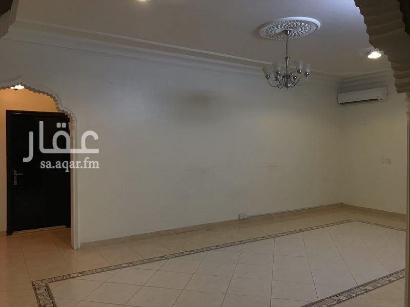 1699480 يوجد مطبخ كامل