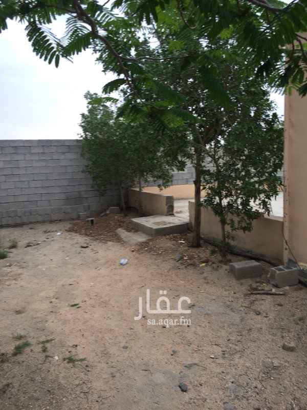 1730899 السلام عليكم ورحمت الله و بركاته والصلات والسلام على نبينا محمد اعرض عليكماستراحه لبيع او الاستثمار او الاجار في الطايف الحويه حي اواله على طريق جليل تبعد عن خط الرياض السريع تقريبن ثلثه كيلو بدون صك و صكها في المحكمه على الشهود داخل حوش مسلح مساحت ٥٠٠٠ متر علا اربع واجهات مكونه من ثلاث غرف و صاله و دورت مياه و مطبخ مؤثثه بلكامل و صالحه لسكن بعداد كهرب في منطقت استراحات و عماير سكنيه و منطقه مأهوله بلسكان و السلام عليكم و رحمت الله وبركاته