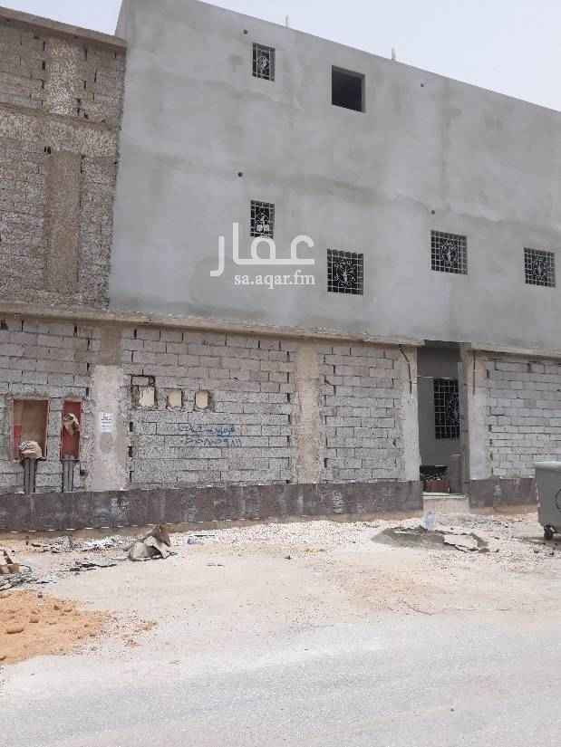 1510464 للبيع بحي طويق مخطط الموسي فيلا درج صاله مع شقتين مساحه ٣٧٥ متر تعمير شخصي موقع ممتاز للاستفسار ٠٥٥٦٨٤٤١١٩