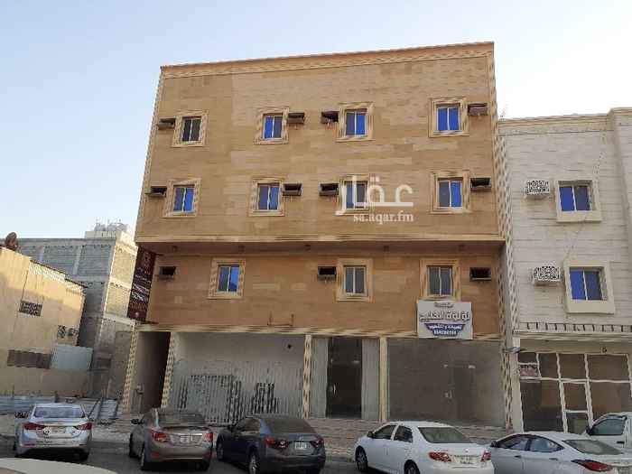 1681322 للايجار عمارة بالكامل في الثقبة
عدد شقق ( ٣١ شقه من غرفه وصاله وحمام وبوفيه)
٢محل
0556896586