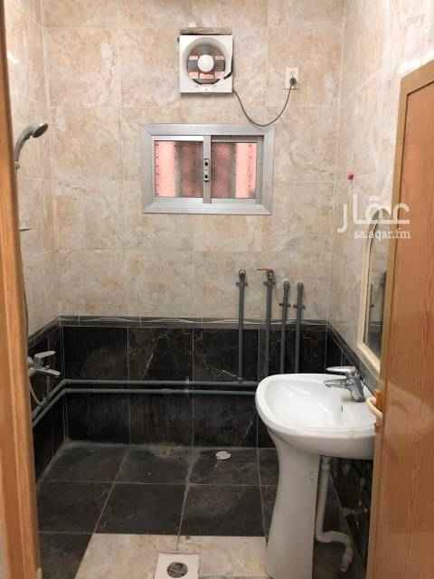 1681378 للبيع عمارة نص ارض في الثقبة
١٤ شقه من غرفه وصاله وحمام وبوفية
الشقق فاضية
0556896586