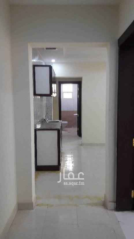 1510356 غرفتين وصاله وحمام ومطبخ مكيفات راكبه مطبخ راكب
شامل الموياء