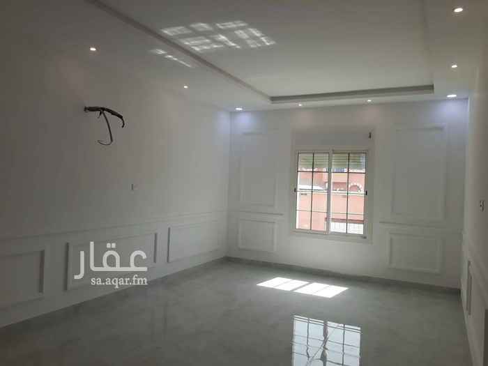 1466940 للبيع فيلا جديدة فاخرة دورين وملحق وبدروم نظام أدور مفصولة مستقلة.
الموقع الحلقة الشرقية موقع مميز جداً المساحة 330م شارعين 20م و12م
*** الدور الاول مكون 4غرف كبيرة جدا و3 دورات مياه وصالة ومطبخ ومستودع بغرفة غسيل
***الدور الثاني نفس الأول
***الملحق مكون من غرفة ودورة مياه
**** البدروم مفتوح بمستوى الفيلا ويمكن تأجيره والإستفادة منه.
****تشطيب جداً ممتاز وراقي البناء شخصي ديكورات وشغل جميل.
***يوجد جميع الضمانات.
المبلغ المطلوب/ 1,380,000 صافي حد.
ج/ 0557116967 أبو نايف
