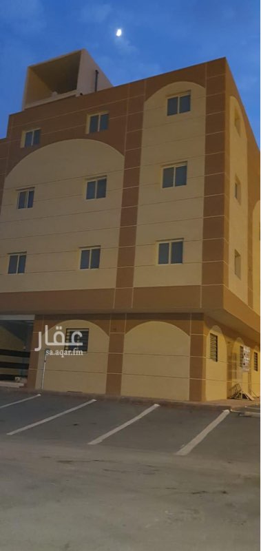1756038 شقق عوايل للايجار غير مفروشة بأسعار مناسبة قابلة للتفاوض بحي ظهرة لبن: تتكون من ٣ غرف و صاله و مطبخ و حمامين
و ٣ غرف و و مطبخ و حمامين
يوجد بالعمارة مواقف السيارات و مستودع
للاستفار يرجى الاتصال على الرقم التالي:(0557173481)