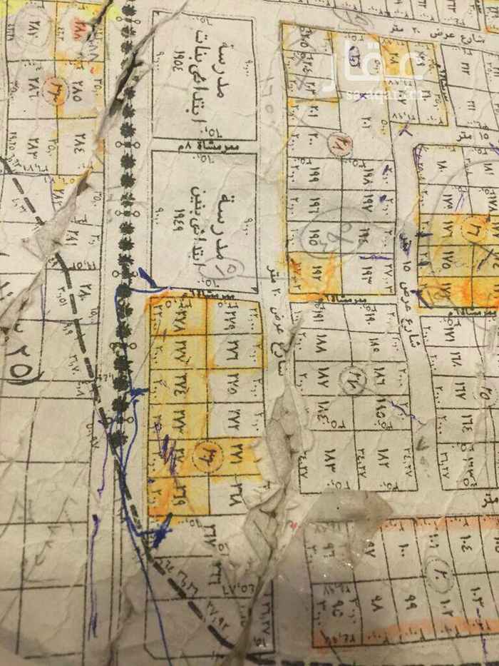 1701446 للبيع 6 قطع في جوهرة القيروان
المساحه لكل قطعه 650م
الزاوية ٧٥٠م على ممر
الاطوال 32.5 في 20 على الشارع
شارع 30 جنوبي سكني
البيع2300 +الضريبه
موقع الارض
Unnamed Road
Unnamed Road, الرياض 13532
https://maps.app.goo.gl/iVnG3hE3wfVp7qFM7