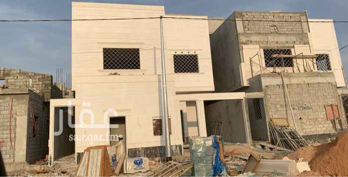 1756619 فله حي البيان شرق الرياض . درج داخلي وشقتين غربيه شارع ٢٠
0557209400