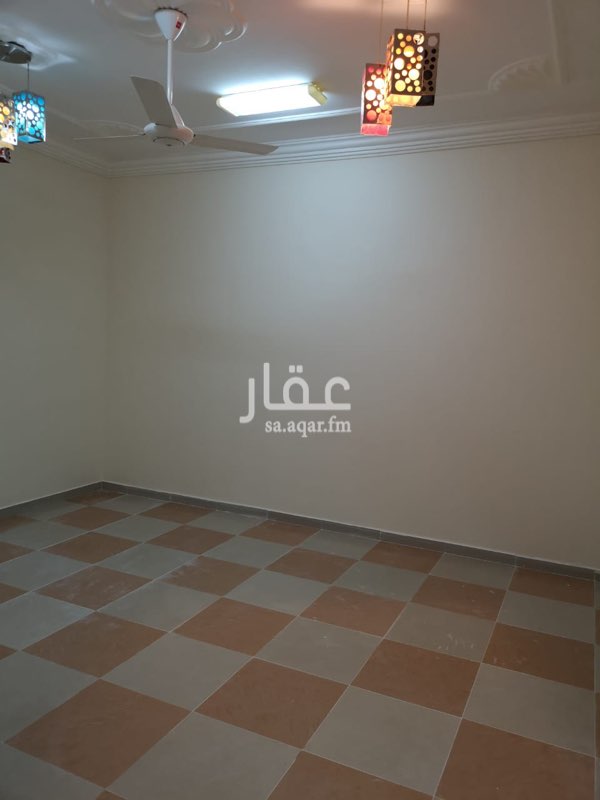 1659787 شقة عوائل بجوار جامع الحمراني
مستقلة الكهرباء والماء
مدخلين
٤ غرف وصالة + ٣ دورات مياه
للمشاهدة الاتصال بالمكتب ٠٥٠ ٣٧٣ ٢٧٤٨