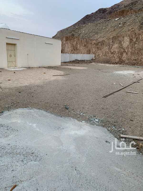 1568404 استراحة عزاب
عرفتين
مطبخ
حمام
حوش خزان مستقل
باب خارجي
الزيمي للعقار
محمد الزيمي /0557577791