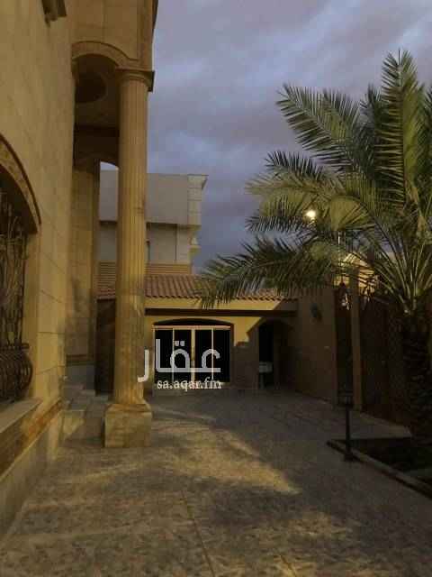 1585651 للبيع فيلا مع استراحة المساحة 1100م في صحافة مربع ٦ الفيلا مساحة 710م واستراحة 390م يوجد بيرارتوازى ويوجد عدد ٢خزان مياة يوجد غاز مركزى وكراج مواقف السيارات مضلل ويكفي الي ٣ سيارات الفيلا تكون من خمس غرف نوم وخمس صالات وحوش وملحق خارجي ومسبح وموثثه ومشب وخمس دورات المياء وغرف
سواق وغرف خادمة عمرها ١٠سنوات الفيلا زاوية جنوب شرق
حد ٥ مليون ٢٠٠
م
الفله ساكنه لزمن موعد. م