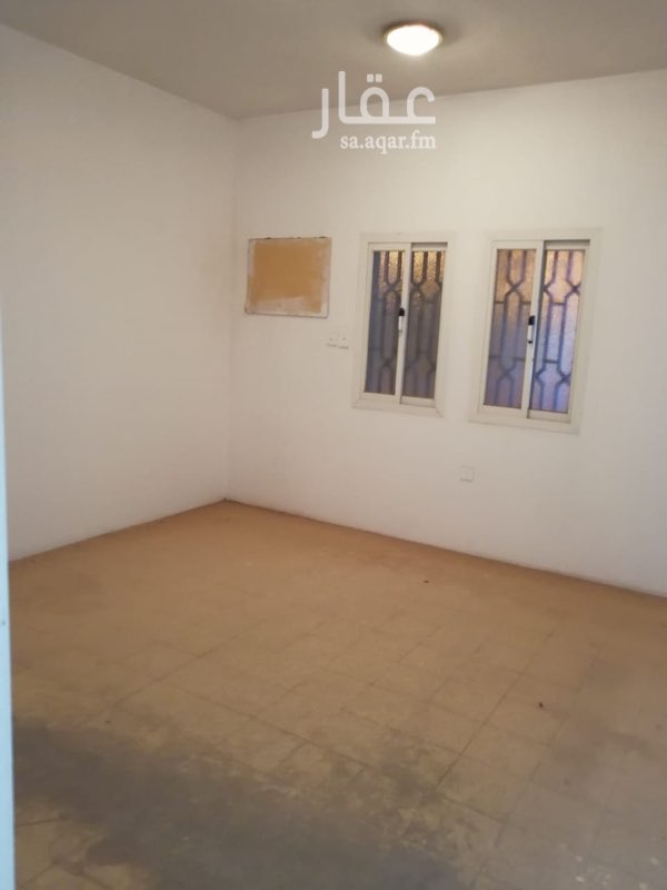 1552829 4 غرف وصاله ومطلخ راكب 2 حمام مجدده وبويه جديد ونظيفه (مستخدمه)