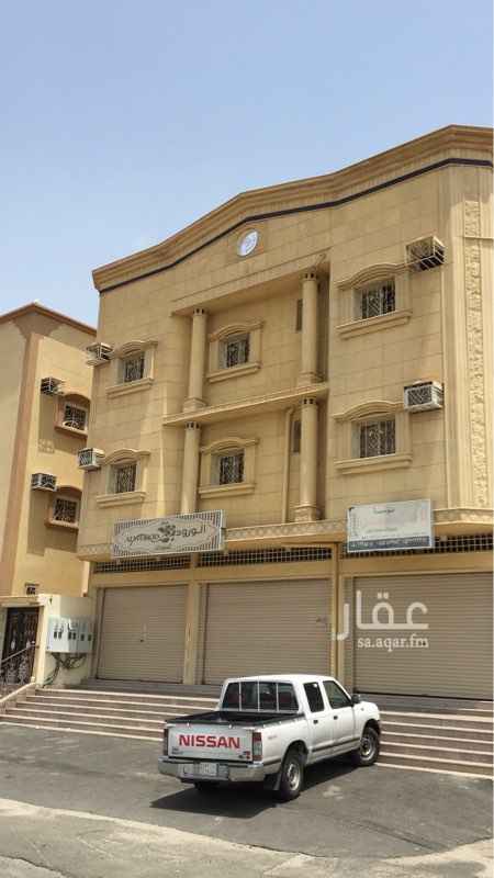 1557595 3 محلات كبيرة