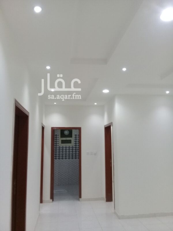 1535066 شقة جديده .غرفتين نوم +صاله+مطبخ+مجلس+مقلط ...مدخلين دور علوي للإيجار شهري .. خلف فلافل الشام