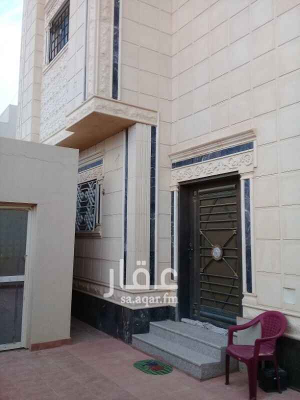 1536118 فله درج صالة مستخدم نظيف .تتكون من مدخل سياره +مشب+مجلس+مقلط+صاله +غرفه كبار السن مع دوره مياه + مجلس نساء .الدور العلوي ٣ غرف نوم مع دورتين مياه ..للإيجار سنوي .مخطط سحاب
للتواصل 0537074045