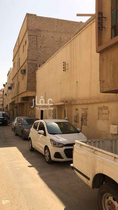 1677613 بيت شعبي في منفوحة مؤجر على عزاب كان الايجار ٢٦٠٠٠ وبعد النزول ١٨٠٠٠ على دفعتين يحل الايجار في ١-٦-١٤٤١
البيت عبارة عن خمس غرف وحمامين وصالة الدور الارضي
وثلاث غرف وحمام بالدور الثاني
الصك الكتروني والبيع من المالك مباشرة بدون سعي وبدون ضريبة الحد ١٨٠ الف
