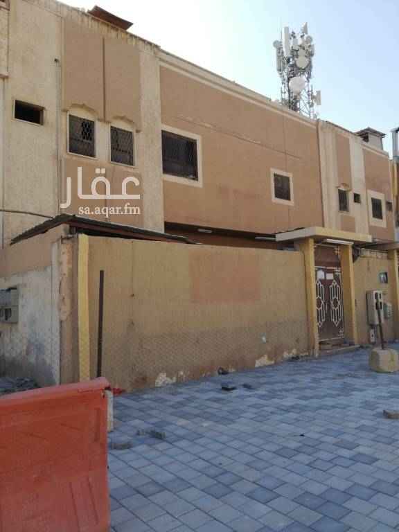 1749444 عماره سكنيه على شارع تجاري تصلح سكن عمال شركات العماره فيها اكثر من 50 غرفه بمنافعها وموقعها ممتاز جدا سبق واجرت على اكثر من شركه وعقود طويل المداء الموقع على شارع اسماء التواصل 0552770070__0557710117