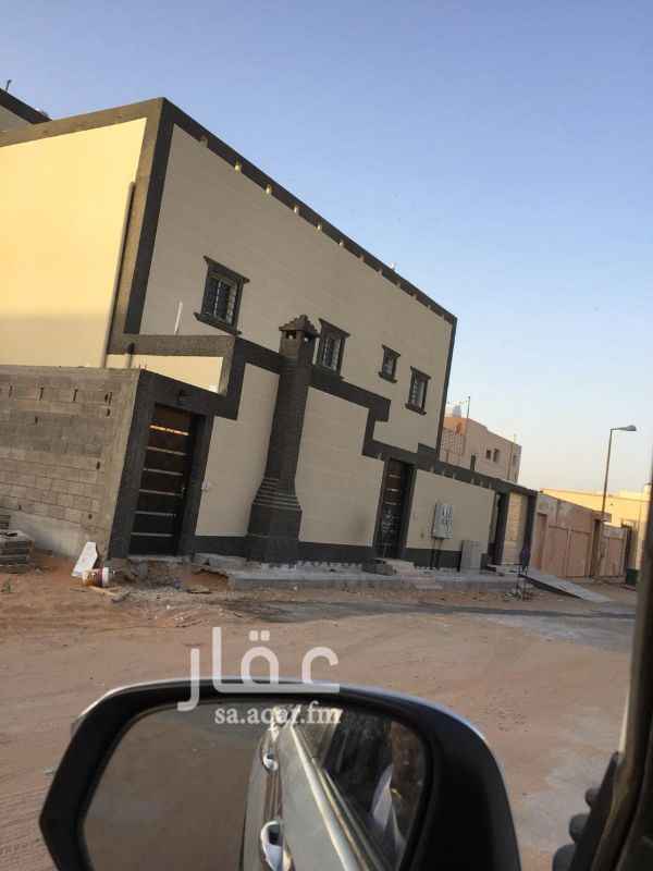1118084 الدورالارضي مكون من٣غ نون
وصاله مطبخ ومستودع ومجلس رجال ومقلط ومشب
وشقتين كل شقه درج مستقل
العقارجديد وجاهز لسكن