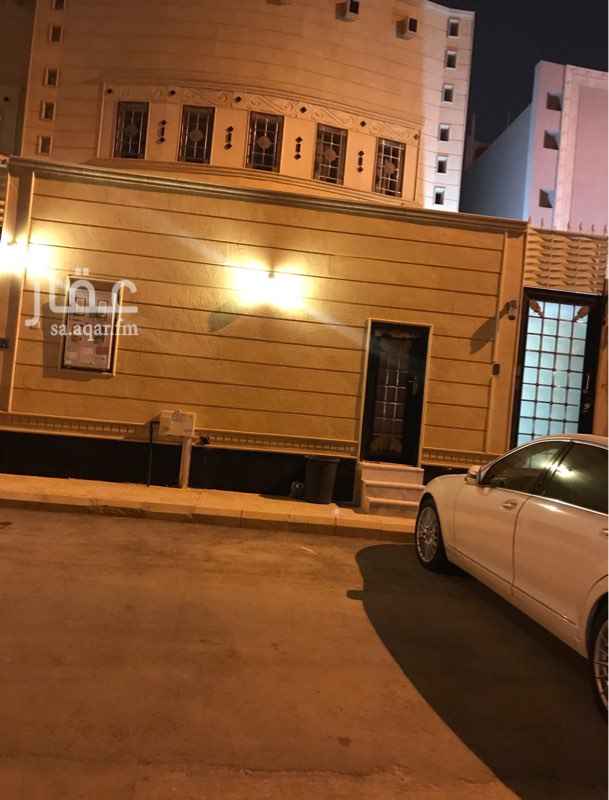 1295887 للايجار غرفة مع دورة مياة بمدخل مستقل
موثثة ( موكيت - ثلاجه - غاز - سرير نوم )
توجد بها زاوية مطبخ
الغرفة بمساحة 2 * 5 تقريبا
تكفي لشخص واحد
الايجار سنوي ب 6000 الاف
وشهري ب 550 ريال
شاملة الكهرباء والماء
للتواصل 0557722969