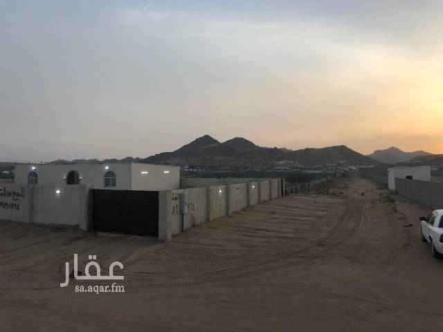 1680242 لدي استراحة بالجموم -حي السلام- بعداد كهرباء.
- مساحة الارض 832 م
- مساحة البناء 179 م
على شارعين : - شارع رئيسي - شارع فرعي.
تتكون الاستراحه من :
- مجلس 5 م في 10 م
- غرفه 5 م في 4 م
- مطبخ امريكي 4م في 3 م
- صاله 5 م في 9 م
- دورة مياه 2 م في 2 م (( اعزكم الله ))
- مغاسل 2 م في 2 م
*الكهرباء جاهزة ومركبه كامله للمبنى والحوش
والسباكة جاهزة للمطبخ ودورة المياة .
*الشبابيك جاهزة ومركبة .
*الابواب الخارجية مركبة .
*حلوق الأبواب الداخلية جاهزة ومركبه.
*ديكور السقف راكب وجاهز .
بدون صك بوثيق