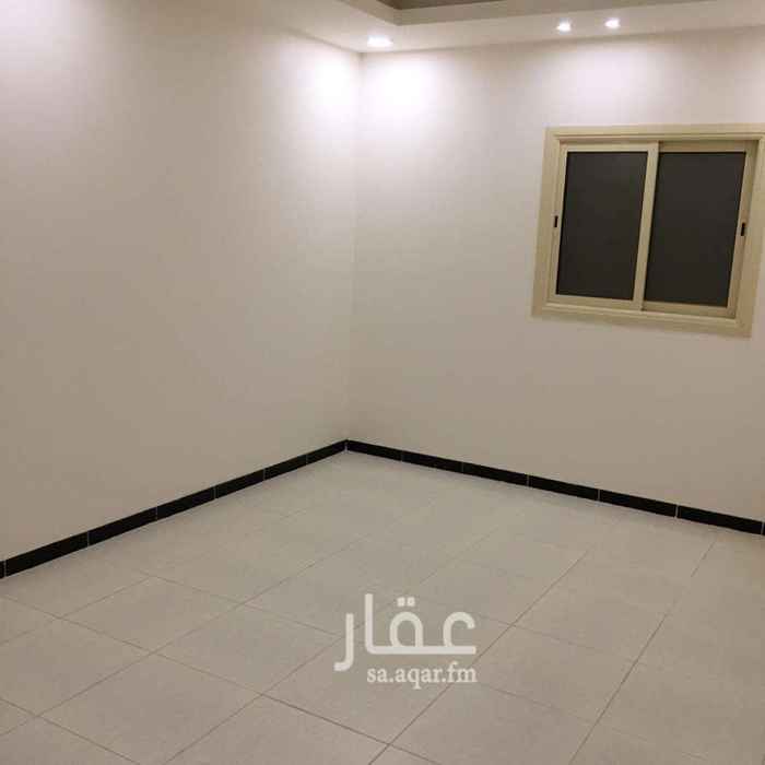 1754542 الدور الثالث بدون سطح كهرب مشترك شقه جديده شارع ٢٥ امام حديقه عامه لم تبنى حتى الان