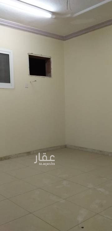 1702413 شقة دور اول عداد كهرباء مستقل
قريبه من الخدمات والمسجد
