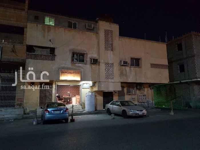 1298361 للبيع عماره نص ارض في حي القزاز المعيبد سابقا الدمام
للهدم او الترميم
التفاصيل في الصور المرفقه
الدخل الحالي 40 الف غير ثلاث شقق فاضيه ومحل واحد لم تؤجر
الصامل يتواصل معي على الخاص
الحد 600 الف قابل للتفاوض في حدود المعقول
* المساحة:162 نص ارض
* السعر:600000 ريال
* الواجهة:شمال شرقي .