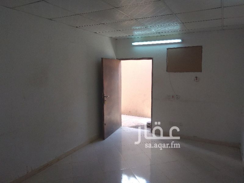 1334078 شقة عزاب غرفة ومطبخ راكب وحمام
الايجار السنوي 10000 ريال شامل الماء والكهرباء
العنوان شارع شبه الجزيرة حي السعادة الرياض
للتواصل مع مكتب الزامل للعقارات 0557797772
0112427910
دوام المكتب يوميا من 10 ص حتي 2 م
ومن 4 م حتي 11 م
ويوم الجمعة من 4 م حتي 11 م