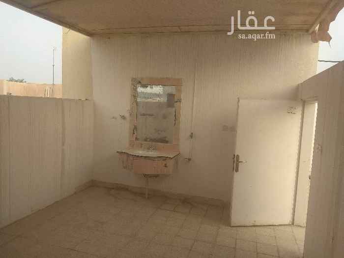 1701493 شقة عزاب غرفة وصاله ومطبخ راكب وحمام
العنوان شارع طلحة بن عبيد الله حي الفيحاء الرياض
الايجار السنوي 10000 ريال شامل الماء
للتواصل مع مكتب الزامل للعقارات 0557797772 0112427910
دوام المكتب يوميا من 10 ص حتي 2 م ومن 4 م حتي 11 م
ويوم الجمعة من 4 م حتي 11 م