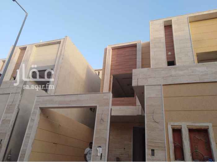 1703954 فله في المونسيه مساحه 300م واجهه شماليه شارع 15
درج داخلي شقتين تفصيل ممتاز