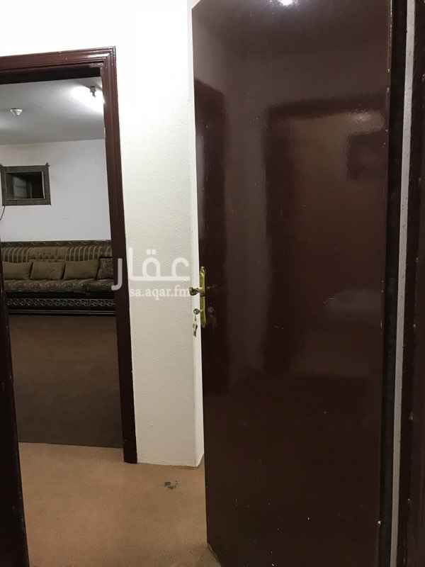 1426809 السلام عليكم ورحمة الله وبركاتة
ملحق للايجار العريجاء الوسطى عوائل
عباره عن صاله وغرفة نوم ومطبخ وحمام واحد
سطح خاص وكبير
عداد مشترك
إيجار سنوي 8000ع دفعتان