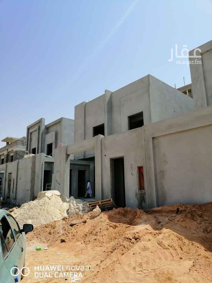 1569309 البيع ٦فلل
في حي رياض الخزامى
مساحه الفيلا ٥٠٢،٥٠
الواجهه غربيه
شارع ١٨
مواصفات الفيلا الدور الارضي مكون من غرفه سائق وملحق خارجي ومجلس رجاله ومجلس نساء ومقلط وصاله ومطبخ خارجي ومطبخ داخل ودورتين مياه ويوجد بها مصعد ومسبح
والدور الاول مكون من خمس اجنحه نوم وصاله
والدور العلوي مكون غرفه شغاله وغرفة غسيل وصاله العاب مع السطح