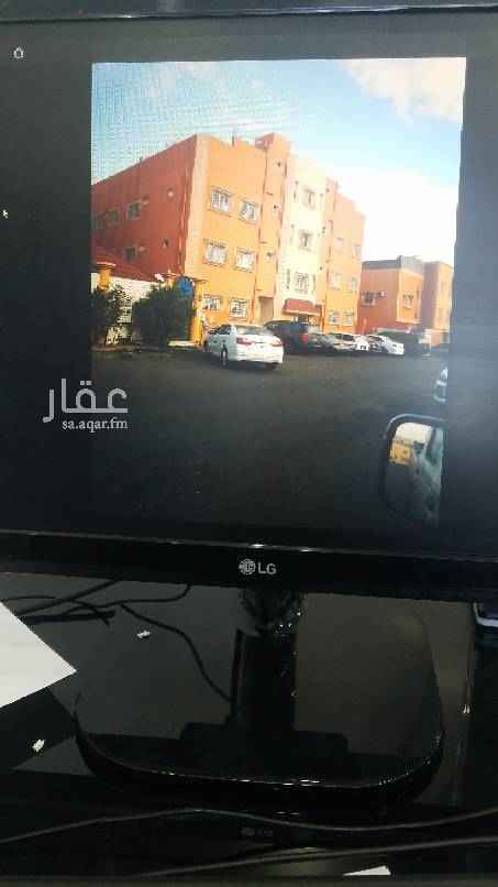 1465419 مداخل خاص بالرجال والنساء،قريب من الممشى ومطل أيضا عليه