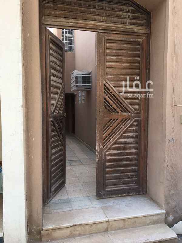 1399859 مدخل خاص
دور علوي كبير للاجار