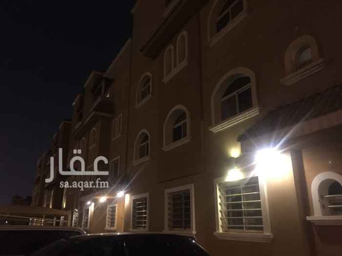 1406898 شقة استثمارية في مجمع الارجان ثلاث غرف نوم وصالة ومجلس وثلاث دورات مياه ومطبخ وكذالك غرفة خادمة بحمام مستقل قريبة من كل الخدمات واسواق التميمي والدانوب وعلى الشارع الرئيسي موقف خاص لكل شقة وادارة المجمع جدا محترمة وملتزمة بالصيانه والحدائق والمرافق مؤجرة على مهندس ب 45000 ريال سنوي ملتزم جدا بالسداد له سنتين ومستمر ( لحفظ وقتك الغالي لا اقبل البنك )