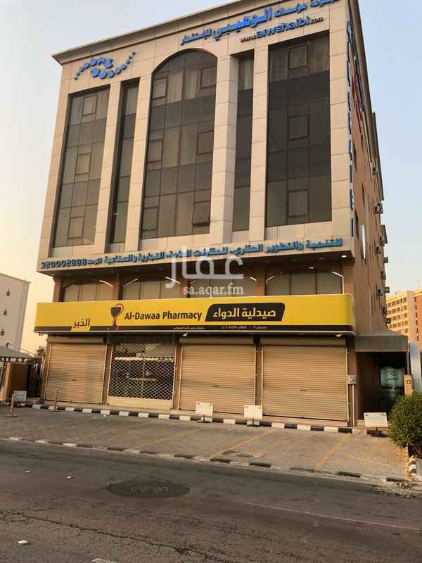 1556103 للايجار ٤ معارض تجارية مجهزة بالكامل بالجبسن بورد ومقسمة احدث التجهيزات ويوجد ميزانين ويوجد مكيفات كونسلت
يصلح لعيادات او وكالة سفريات او مطعم وجبات سريعة او صيدلية او دعايه واعلان وغيرها من المجلات يتميز الموقع بقربه من جميع الدوائر الحكومية والبنوك والمجمعات التجارية