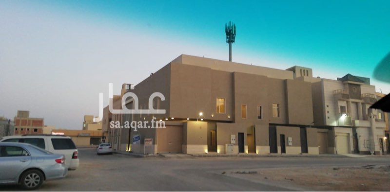 1746853 فيلا دوبلكس بحي العارض، زاوية شمالية ،شرقية
المساحه ٢١٢.٥ م
الدور الأرضي :
مدخل سيارة، غرفه سائق، مجلس، صاله طعام ، صاله عائلية ، مطبخ، موزع، ٢ دورة مياه
الدور الأول :
٤ غرف نوم، ٣ دورات مياه ، صاله عائلية كبيرة
السطح :
شقه ٣ غرف وصاله بمدخل وعداد مستقل
يوجد ضمانات على العزل، وصور لمراحل الانشاء، الغطاس نوع إيطالي جراندفوس، باب الكراج من الزامل، الخزان العلوي ٤٠٠٠ لتر ضمان ١٠ سنوات، الأدوات الصحية ضمان ٥ سنوات
السعر مليون، و١٥٠ غير الضريبة، يقبل الاعفاء الضريبي لوزارة الإسكان مع دفع الفارق