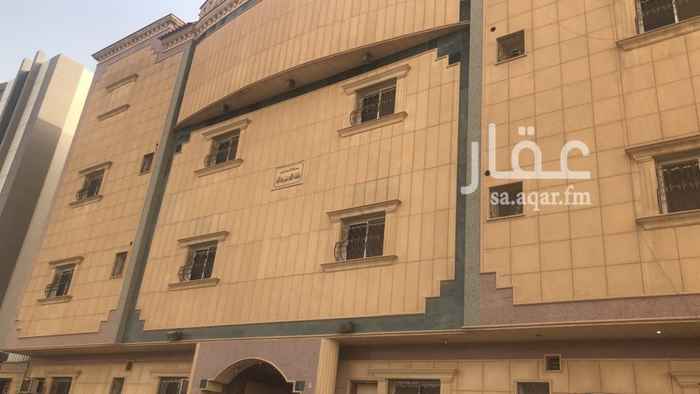 1511479 السلام عليكم ورحمه الله وبركاته يوجد شقه للايجار اربع غرف وصاله ومطبخ وثلاث دورات مياه ومدخلين ارضيه ومستودع خارجي