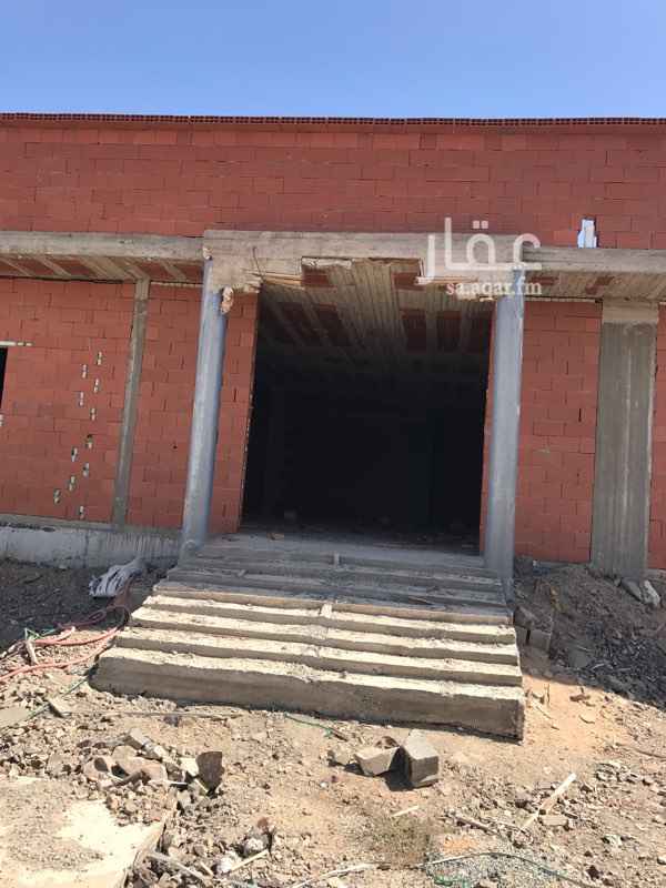 1744205 الفيلا بدووووون صك وبنسبه للعداد المعامله في البلدية وجيراني وصلتهم عدادات مساحة الفيلا ٣٢٣ مساحة الارض٧٥٠
تاسيس البناء خمس ادوار لا يتصل الا الجاد والصامل م نختلف معاه الله يحفظكم جميعاً