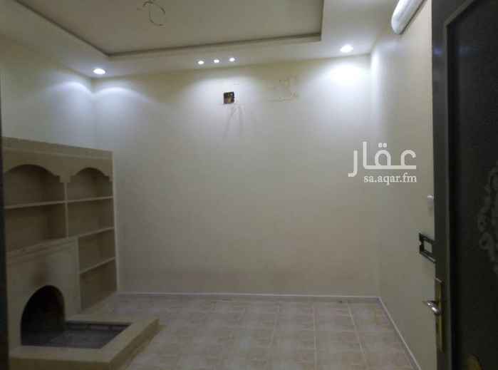 1514388 للايجار دور ارضي الرمال التعمير
مشب / مدخل سيارة
مجلس، /مقلط/ مطبخ/ صالة/ مجلس نساء/ ٣ غرف نوم / ٤ دورات مياه