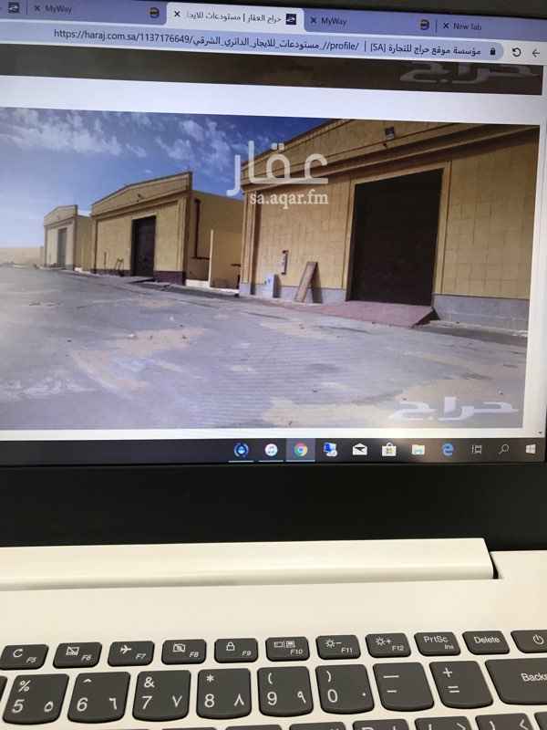 1188994 يوجد مكتب و مطبخ و دورة مياه .
جاهز متطلبات الدفاع المدني .