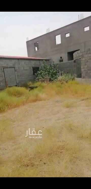 1732757 الوصف
الاستراحه عظم 3 غرف 2 دورة مياه يوجد خزان وبياره (اكرمكم الله) مكه المكرمه حي المغمس خلف إستراحة البيرق
