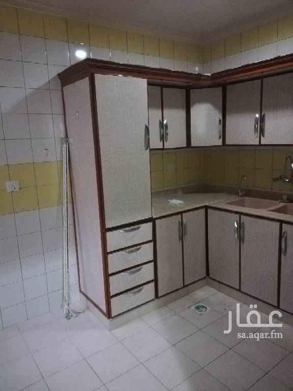 1697111 شقة عوائل
شارع الخزان خلف مطعم جاد
على بعد 100 متر من مدرسة قمم الحياة
3 غرف ورسيبشن و2 حمام ومطبخ
حارس
مصعد
مكيفات