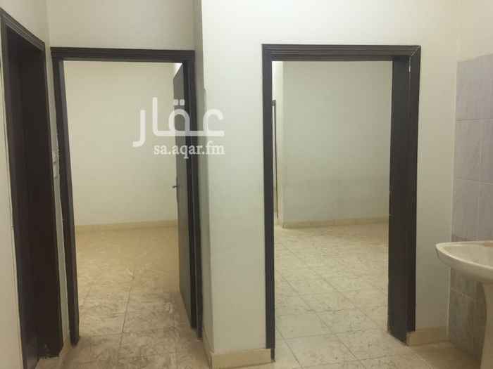 1465838 دور ارضي ممتاز موقع مميز ونظيفه