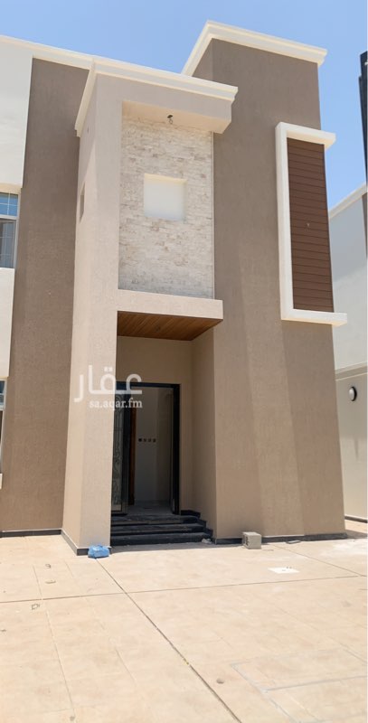 1623426 فلل بحي القيروان
المتبقي 2 من اصل 20
جودة البناء وتميز الموقع
العرض مباشر
مليون و200 الف حد
رقم اخر للتواصل /
0535588854